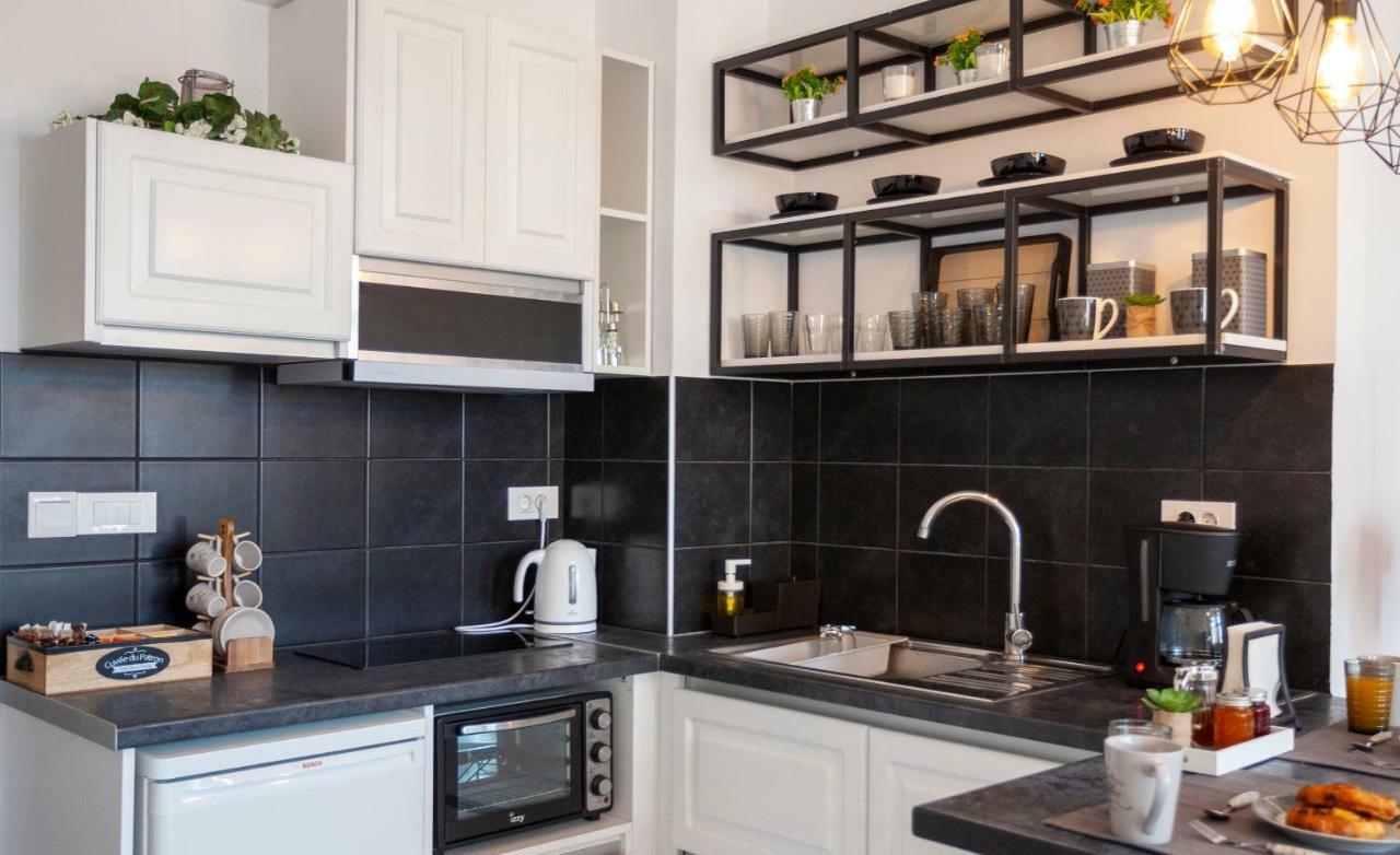 Aristophanes Luxury Flat Psyrri Square Apartment Athens Ngoại thất bức ảnh